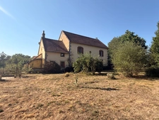 Propriété de caractère 284m² habitable, 5 chambres, annexe + grange sur terrain de 6885m² 197 000 €