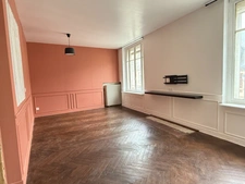 EN EXCLUSIVITE ! Immeuble sur 3 niveaux 118m², 3 chambres, 79 000€