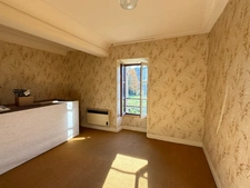 EN EXCLUSIVITE ! Corps de ferme avec maison d'habitation de 89m² sur terrain de 2hectares 2188m² 125 000 €