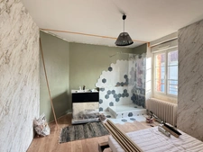 EN EXCLUSIVITE ! Maison de village, 204m2, 3 chambres, garage sur terrain de 1090m² 118 000 €