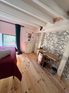 EN EXCLUSIVITE ! Maison en pierre de 115m2 + dépendances sur 4079m2 de terrain 89 990 €