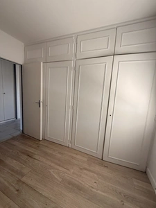 Pavillon sur sous sol de 170m², 5 chambres, piscine sur terrain de 2000m² 197 000 €
