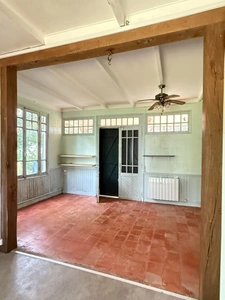 Ensemble de 2 maisons mitoyennes superficie totale de 107m², avec garage, terrain 1171m² 76 600 €