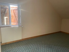 Ensemble de 2 maisons mitoyennes en pierre 209m² + grange, terrain 2000m² 79 500 €