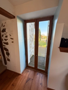 EN EXCLUSIVITE ! Maison en pierre, 88m², 2 chambres, sur 975m² de terrain 84 990 €
