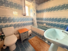 Maison de caractère en pierre, 121 m², 5 chambres avec belles dépendances sur 6 688 m² de terrain 148 500 €