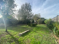 Maison en pierre, 95 m², avec cave et dépendances sur 636 m² de terrain 75 000 €
