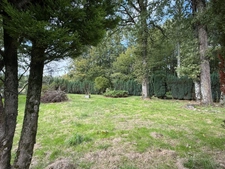 Pavillon sur sous sol, 118m², 3 chambres avec véranda sur 2721m² de terrain 128 000 €