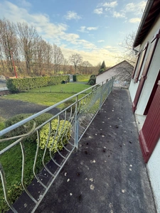 Pavillon de 155m², 5 chambres avec possibilité de 2 appartements indépendants sur terrain de 1527m² 138 000 €