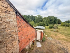 Maison de caractère en pierre, 134m², 4 chambres, Terrain de 2 668 m², proche des Trois Lacs 129 900 €