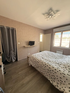 Pavillon de plain pied 136m², de 2012, 5 chambres, sur terrain de 1719m² 229 000 €