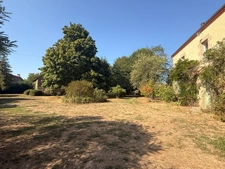 Propriété de caractère 284m² habitable, 5 chambres, annexe + grange sur terrain de 6885m² 197 000 €