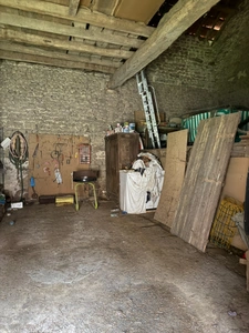 EN EXCLUSIVITE ! Belle grange en pierre 60m² au sol avec garage double sur 715m² de terrain 18 500 €