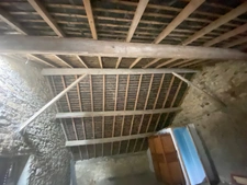 Maison de village, 103m², 3 chambres, terrasse et jardinet avec 2 garages 59 900 €