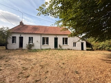 EN EXCLUSIVITE ! Charmante maison de plain pied 97m², 3 chambres, sur 1,2ha de terrain 107 000 €
