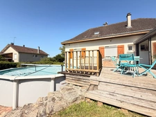 Pavillon sur sous sol de 170m², 5 chambres, piscine sur terrain de 2000m² 197 000 €