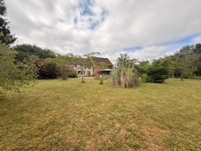 Maison de caractère en pierre, 134m², 4 chambres, Terrain de 2 668 m², proche des Trois Lacs 129 900 €