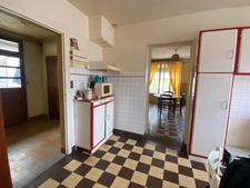 Maison de ville 108m², avec courette et dépendances 49 500 €