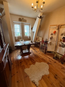  Manoir de 170m² avec son annexe de 50m² et ses dépendances sur terrain de 3 423m² 244 000 €