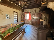 EN EXCLUSIVITE ! Maison en pierre à restaurer 72m² sur terrain de 205m², 19 000 €