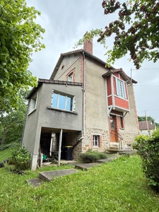 EN EXCLUSIVITE Maison 184m², 4 chambres avec dépendances sur 4396m² de terrain 178 900 €