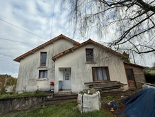 Maison 3 pièces 72m² à finir de restaurer+grenier aménageable avec grange indépendante sur 1363m² de terrain 81 500 €