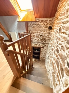 Charmante maison en pierre, 115m², 3 chambres, 1175 m² de terrain 89 900 €