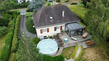Pavillon sur sous sol de 170m², 5 chambres, piscine sur terrain de 2000m² 197 000 €