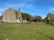 Ancienne forge sur 3 niveaux 105m² sur 777m² de terrain 23 500 €