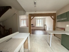 EN EXCLUSIVITE ! Immeuble sur 3 niveaux 118m², 3 chambres, 79 000€