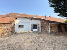 Charmante maison en pierre, 115m², 3 chambres, 1175 m² de terrain 89 900 €