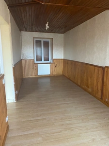 Ensemble de 2 maisons mitoyennes en pierre 209m² + grange, terrain 2000m² 79 500 €