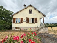Pavillon élevé sur sous sol, 79m², 3 chambres sur 626m² de terrain 54 000 €