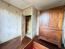 Pavillon élevé sur sous sol, 79m², 3 chambres sur 626m² de terrain 54 000 €