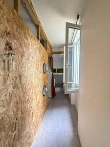  Longère en pierre 90m², sur terrain de 2379m² 69 990 €