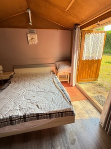 Habitations de loisirs mobil home et chalet sur terrain de 1080m² 29 500€