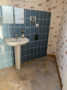 Ensemble de 2 maisons mitoyennes en pierre 209m² + grange, terrain 2000m² 79 500 €