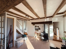 EN EXCLUSIVITE ! Maison en pierre, 88m², 2 chambres, sur 975m² de terrain 84 990 €