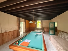 Propriété de caractère 284m² habitable, 5 chambres, annexe + grange sur terrain de 6885m² 197 000 €