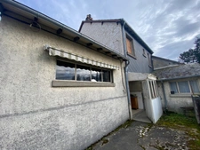 Maison de ville 108m², avec courette et dépendances 49 500 €