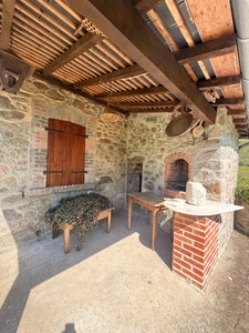 MAGNIFIQUE Moulin de Peurousseau 142m², 4 chambres sur terrain de 4663m² 174 000 €