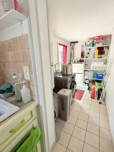  Longère en pierre 90m², sur terrain de 2379m² 69 990 €