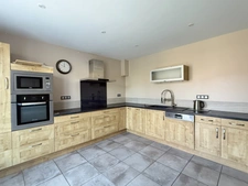 EN EXCLUSIVITE Pavillon de 146m², sur sous sol, 4 chambres sur terrain de 6232m² 178 000 €