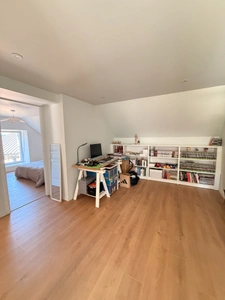 Maison en pierre entièrement rénovée, 95m², avec dépendances, terrain de 1154m² 148 000 €