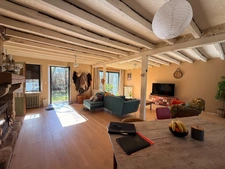 EN EXCLUSIVITE ! Maison en pierre de 115m2 + dépendances sur 4079m2 de terrain 89 990 €