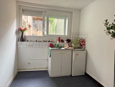 Maison de ville de 157m² avec potentiel local professionnel et dépendances, jardin 69 900 €