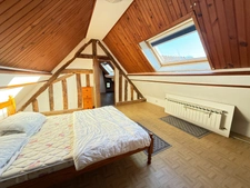 BELLE OPPORTUNITE ! Maison en pierre de 165m², pleine de charme, 4 chambres, Cour intérieure de 379m² 93 000 €