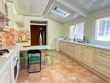 En exclusivite ! Maison de village, 300m², 10 chambres avec dépendances sur 3489m² de terrain 178 500 €