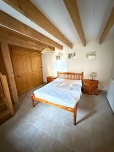 BELLE OPPORTUNITE ! Maison en pierre de 165m², pleine de charme, 4 chambres, Cour intérieure de 379m² 93 000 €