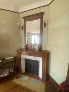 Demeure de 284m², 11 pièces, 7 chambres avec 600m² de dépendances, terrain de 2200m² 211 000 €
